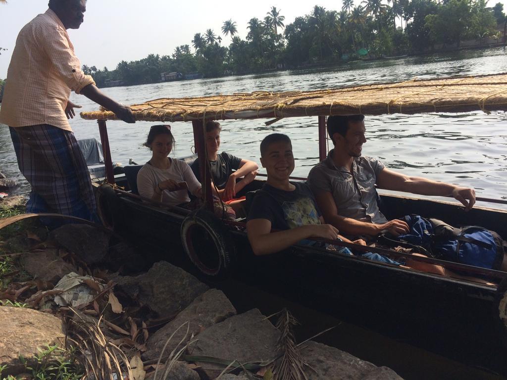 Thoms Beach Homestay Alappuzha Dış mekan fotoğraf