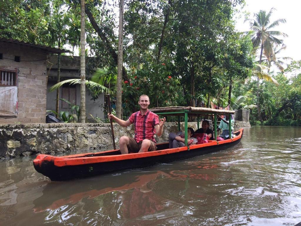 Thoms Beach Homestay Alappuzha Dış mekan fotoğraf